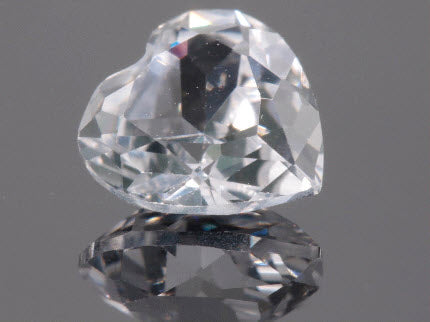 White Sapphire Heart 6mm