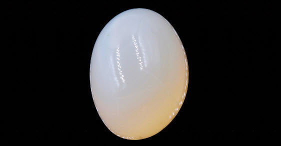 Natural Orange Moonstone Rainbow Moonstone June Birthstone Moonstone DIY jewelry Supplies Moonstone Oval 1 pc 14x10mm 9.43ct SKU:113066-Planet Gemstones