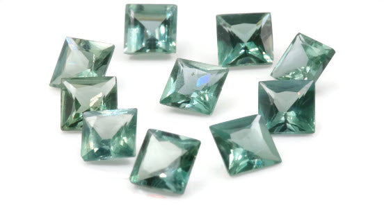 Alexandrite 4mm-Alexandrite-Planet Gemstones
