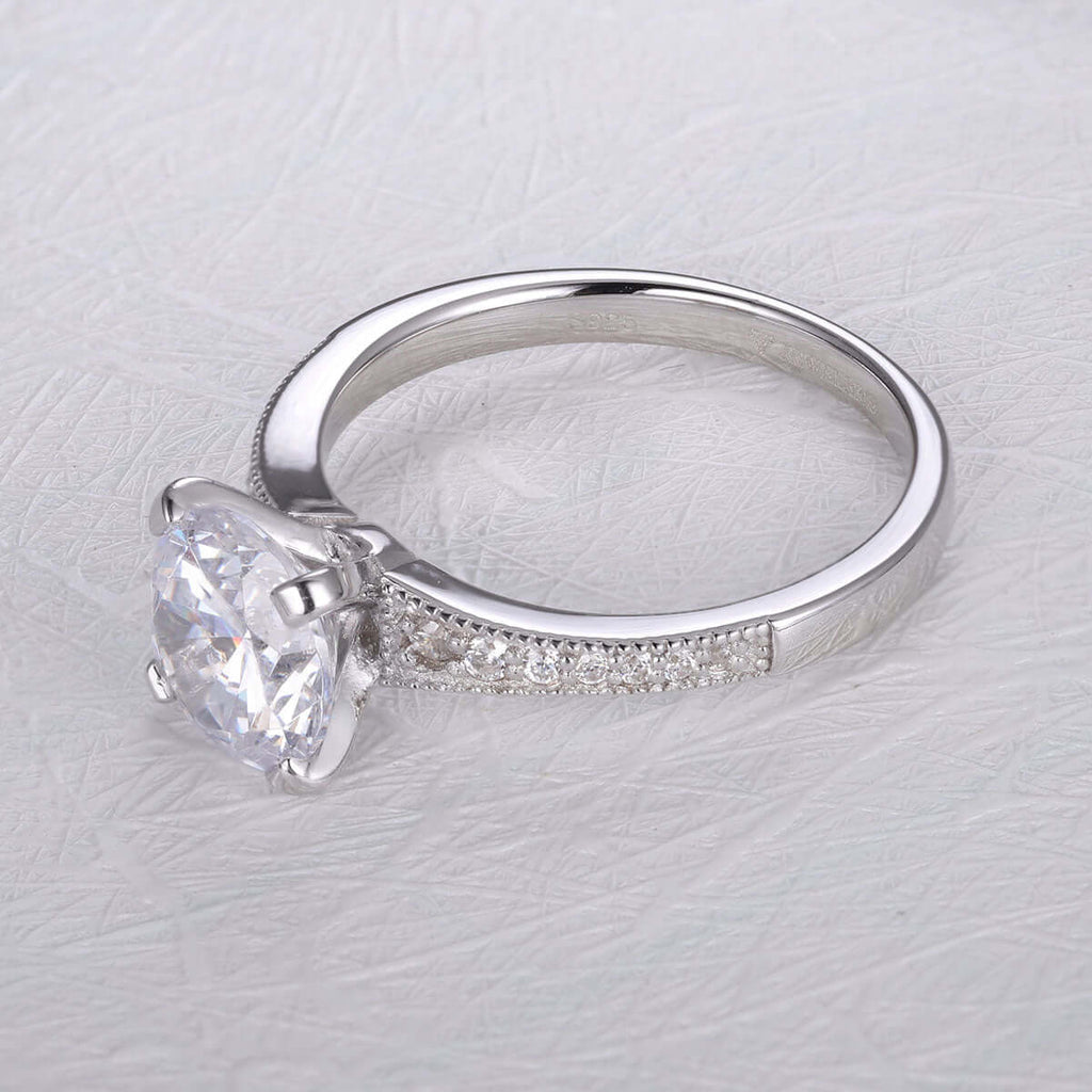  Sophisticated single-stone ring for her
