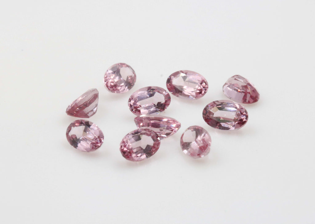 Color Change Garnet Oval 6x4mm-Garnet-Planet Gemstones