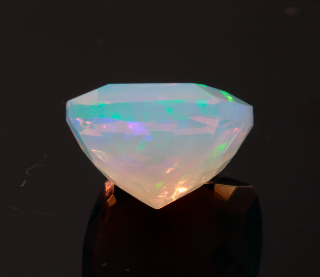 Ethiopian Opal 7mm-opal-Planet Gemstones