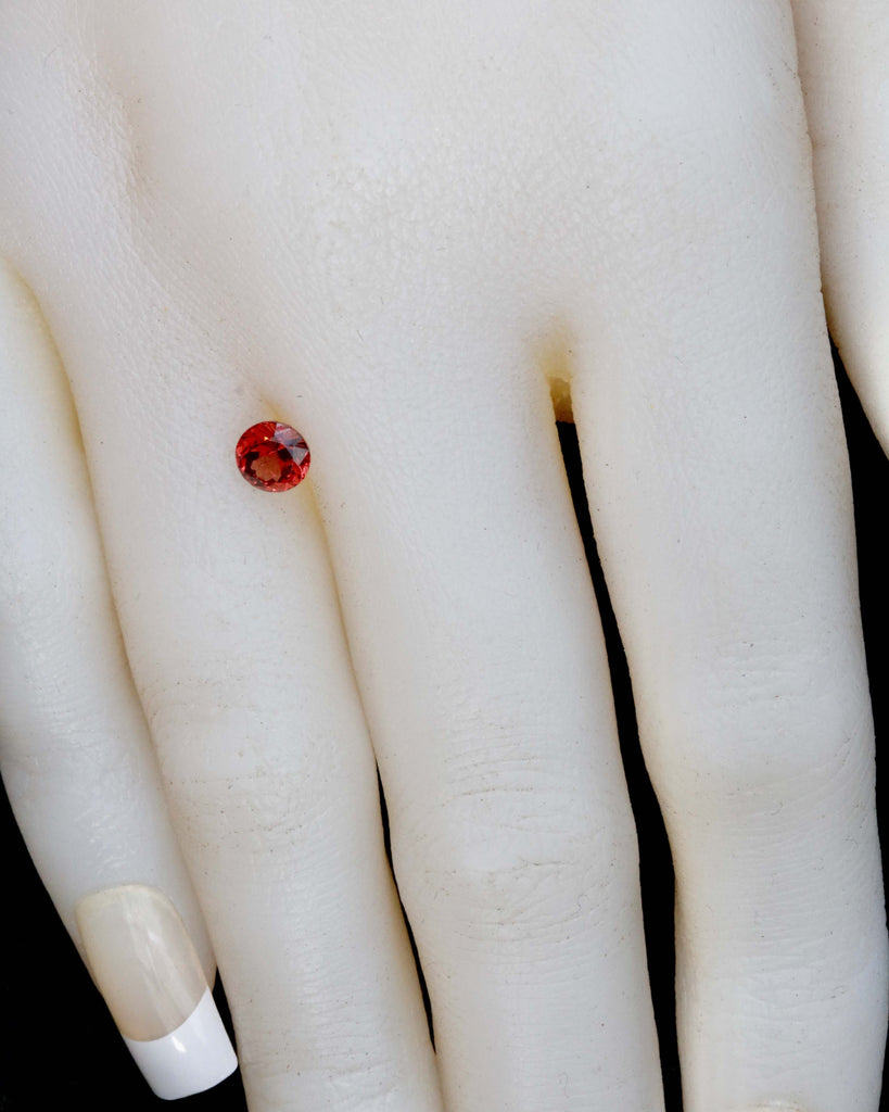 Purplish-red loose spinel gemstone, 5mm round