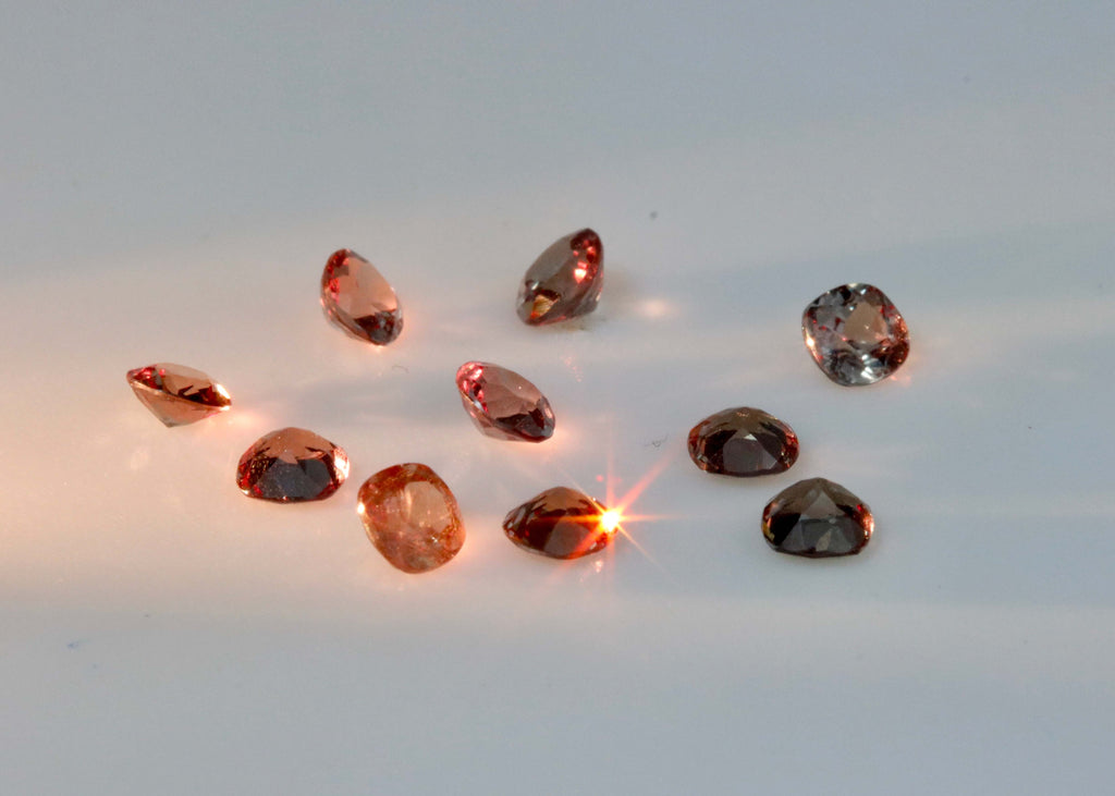 Color Change Garnet Cushion 4mm-Garnet-Planet Gemstones