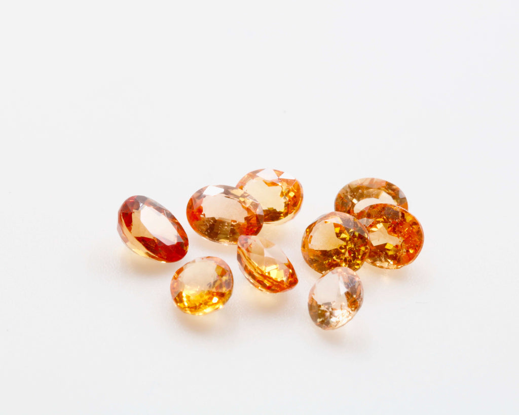 Natural Spessartine Garnet Loose Orange Garnet Round Natural Orange Mandarin Garnet Spessartine Garnet Round 4.5mm Garnet Loose Garnet SKU 115677-Garnet-Planet Gemstones