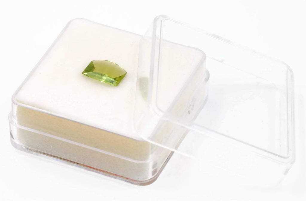 Peridot Natural Peridot Green Peridot Peridot Gemstone August Birthstone DIY Jewelry Supplies Peridot 9x7mm 1.57ct Gift for Her-Planet Gemstones