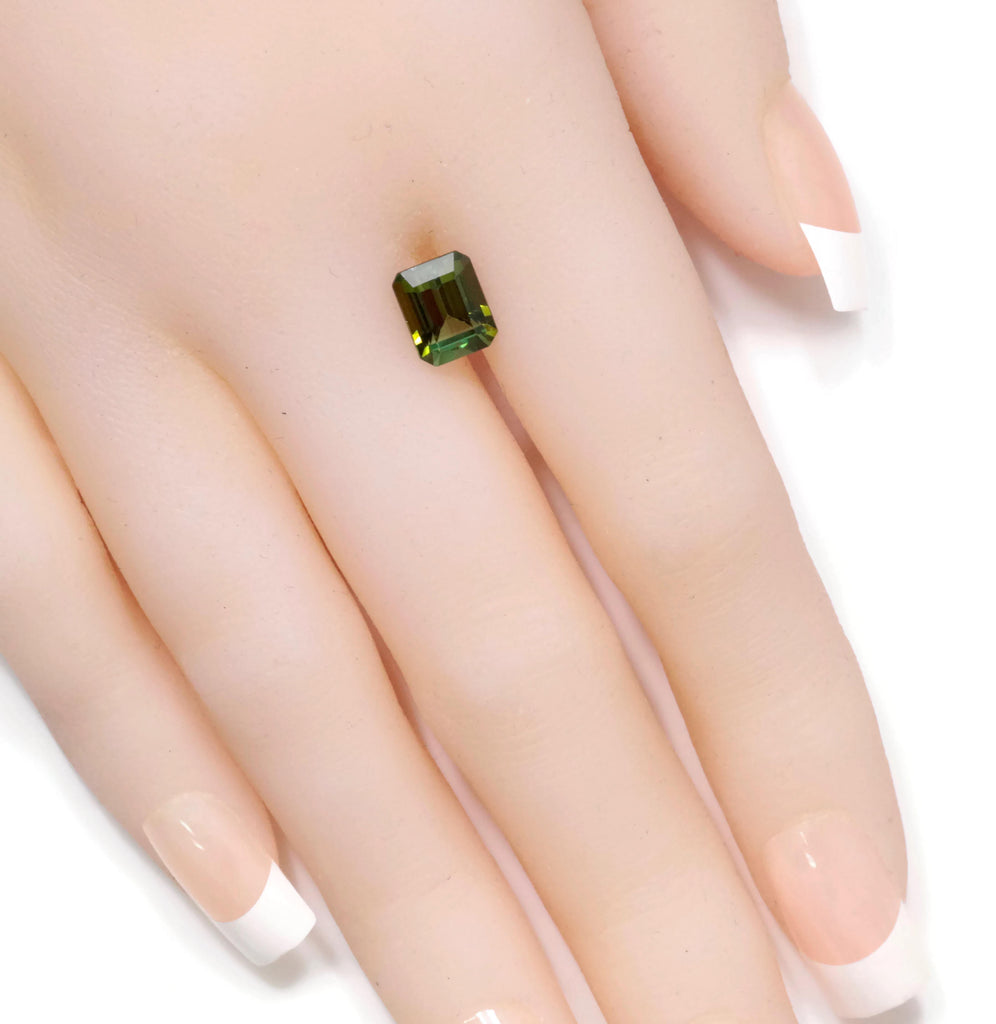 Green Tourmaline 8x7mm-Tourmaline-Planet Gemstones