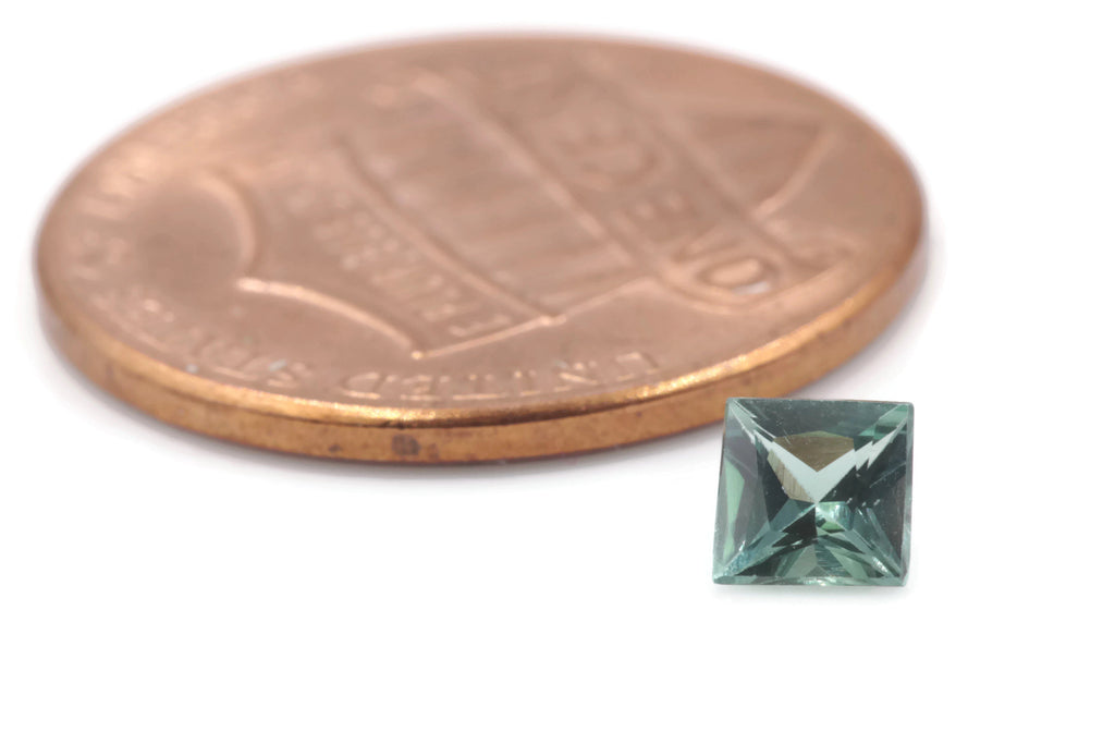 Alexandrite 4mm-Alexandrite-Planet Gemstones