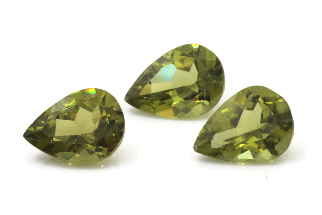 Peridot Pear 8x11mm-Planet Gemstones