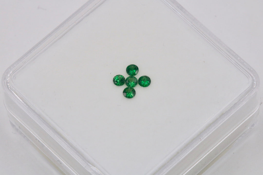 Tsavorite Round 2mm-Planet Gemstones