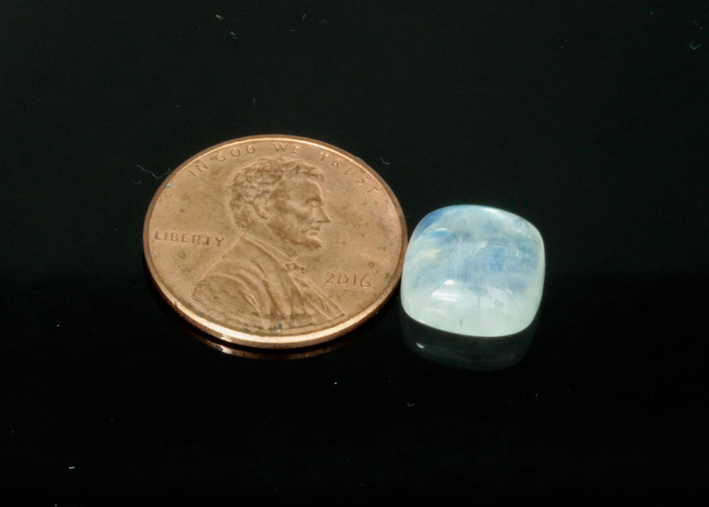 Moonstone cabs 10mm-Planet Gemstones