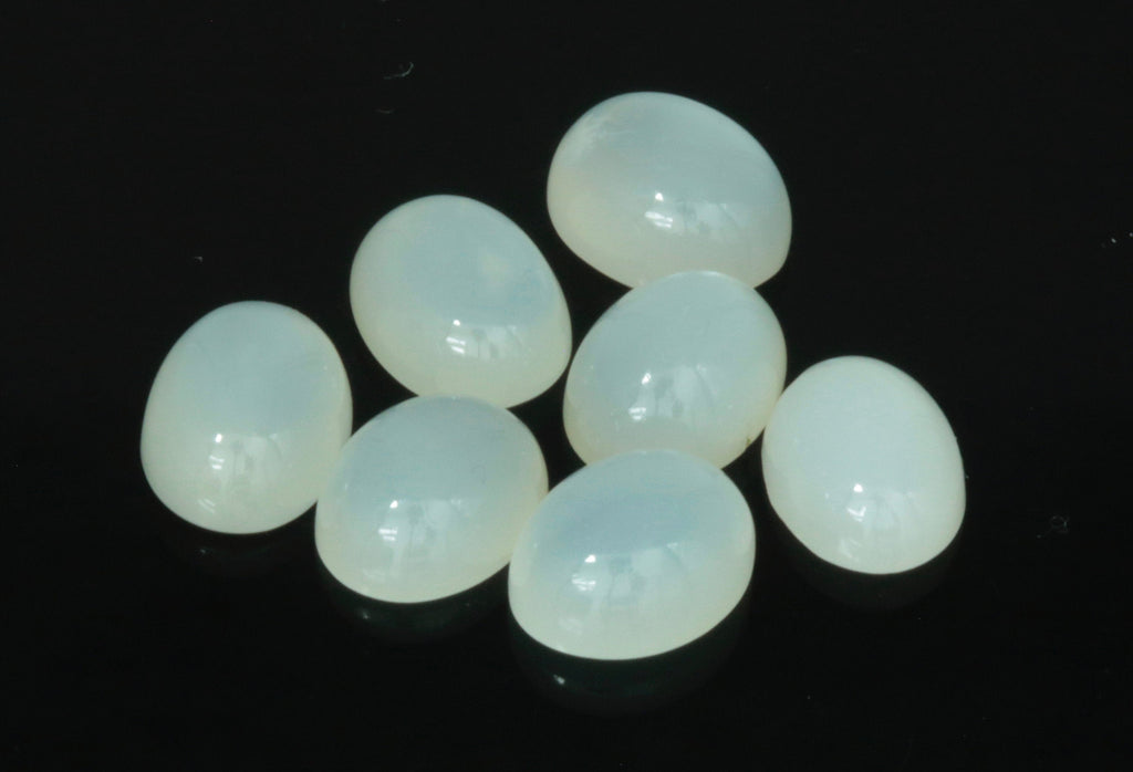 Moonstone Cabs 7x9mm-Planet Gemstones