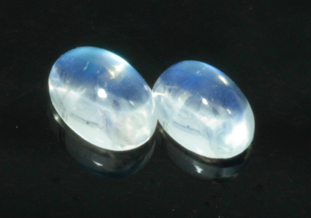 Moonstone Cabs 6x4mm-Planet Gemstones