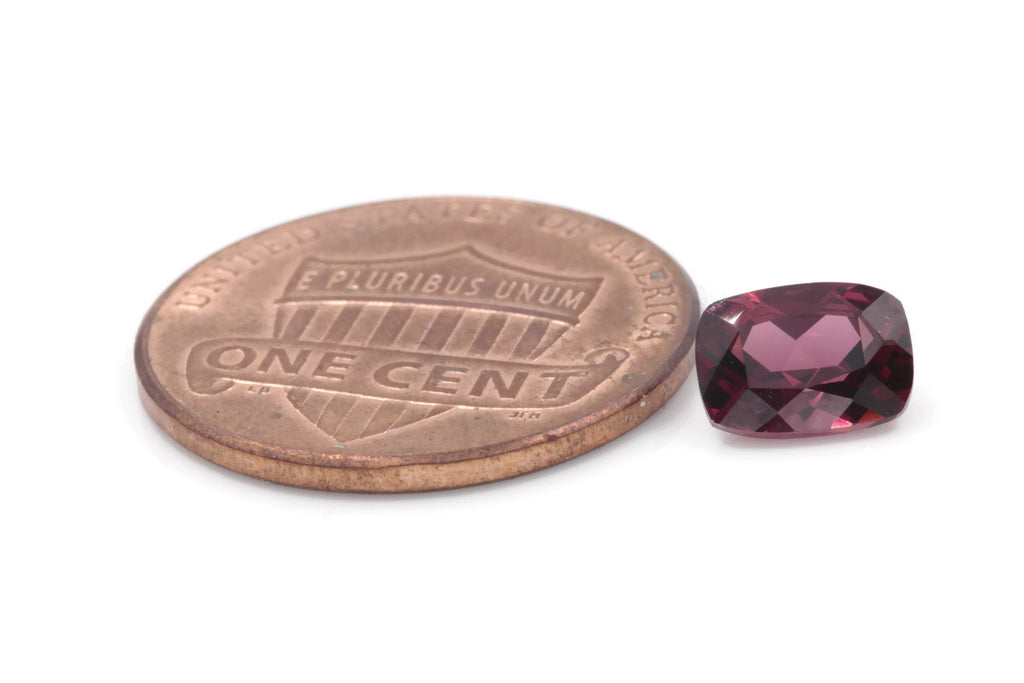 Garnet Cushion 7x5mm-Planet Gemstones