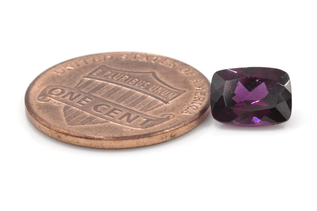 Rhodolite Garnet 9x7mm-Planet Gemstones