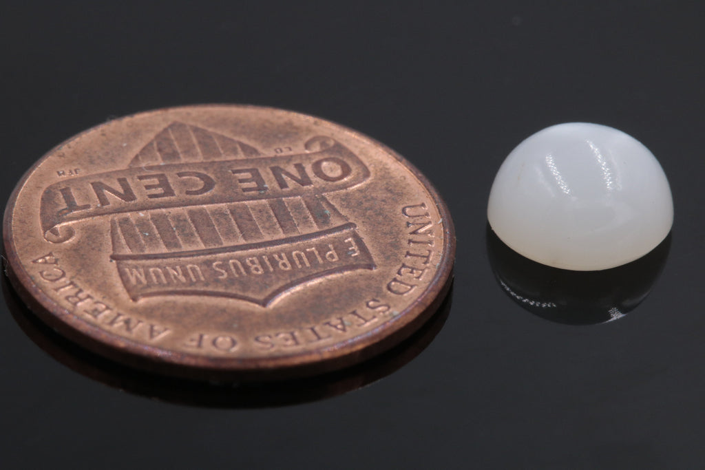 Moonstone cabs 8mm-Planet Gemstones