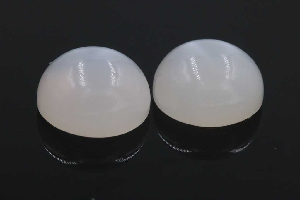 Moonstone cabs 11mm-Planet Gemstones