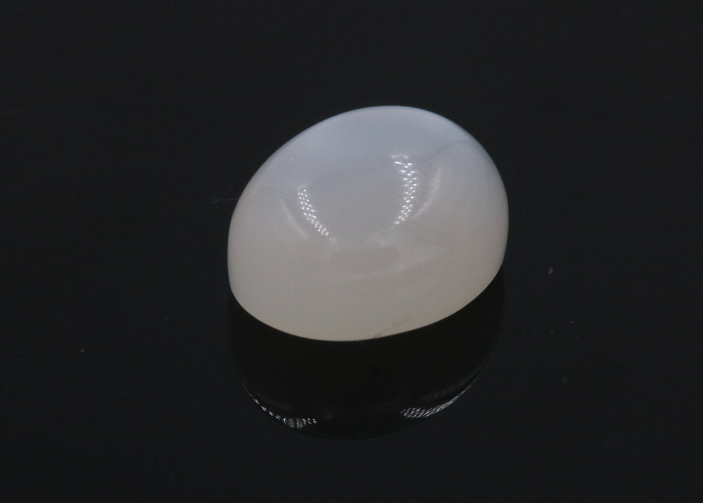 Moonstone cabs 9x11mm-Planet Gemstones