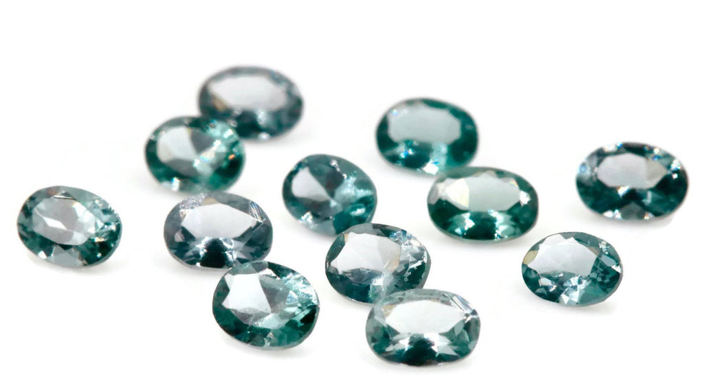 Spinel Oval 4x3mm-Planet Gemstones