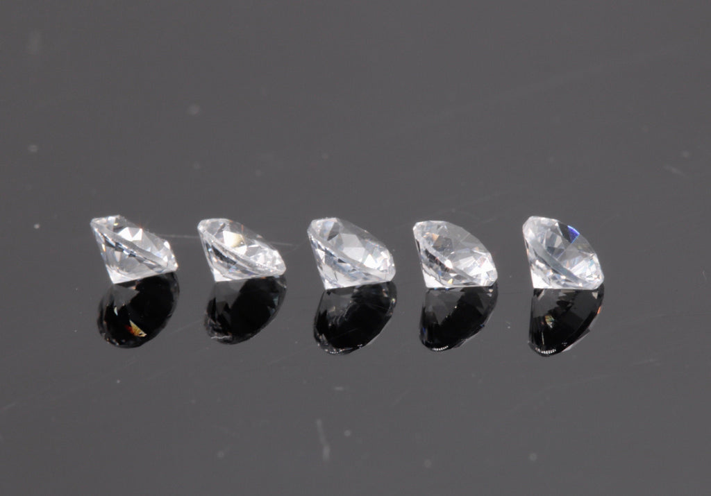 White sapphire Round 3.5mm-Planet Gemstones