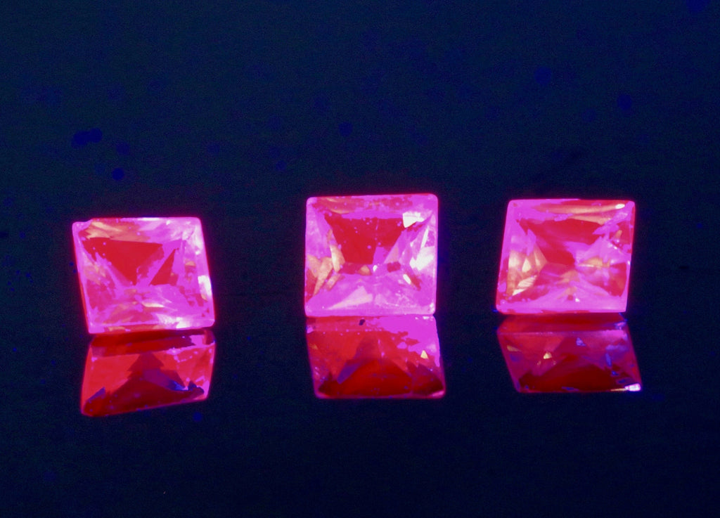 Alexandrite Square 4mm-Alexandrite-Planet Gemstones